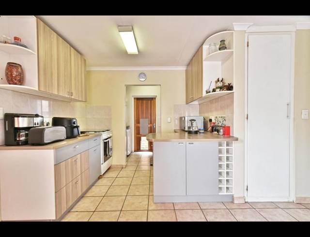 3 BEDROOM TOWNHOUSE FOR SALE IN HONEYDEW